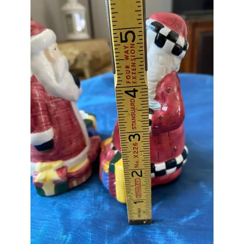 2 vintage ceramic candle holder is from the 1997 Sakura 